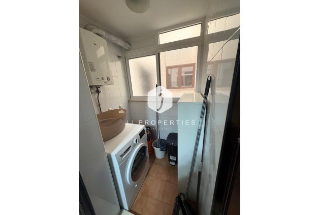 Resale - Apartment / flat -
Torrevieja - Centro