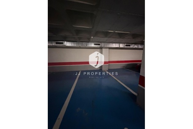 Resale - Apartment / flat -
Torrevieja - Centro