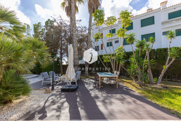 D'occasion - Villa -
Orihuela Costa - Costa Blanca