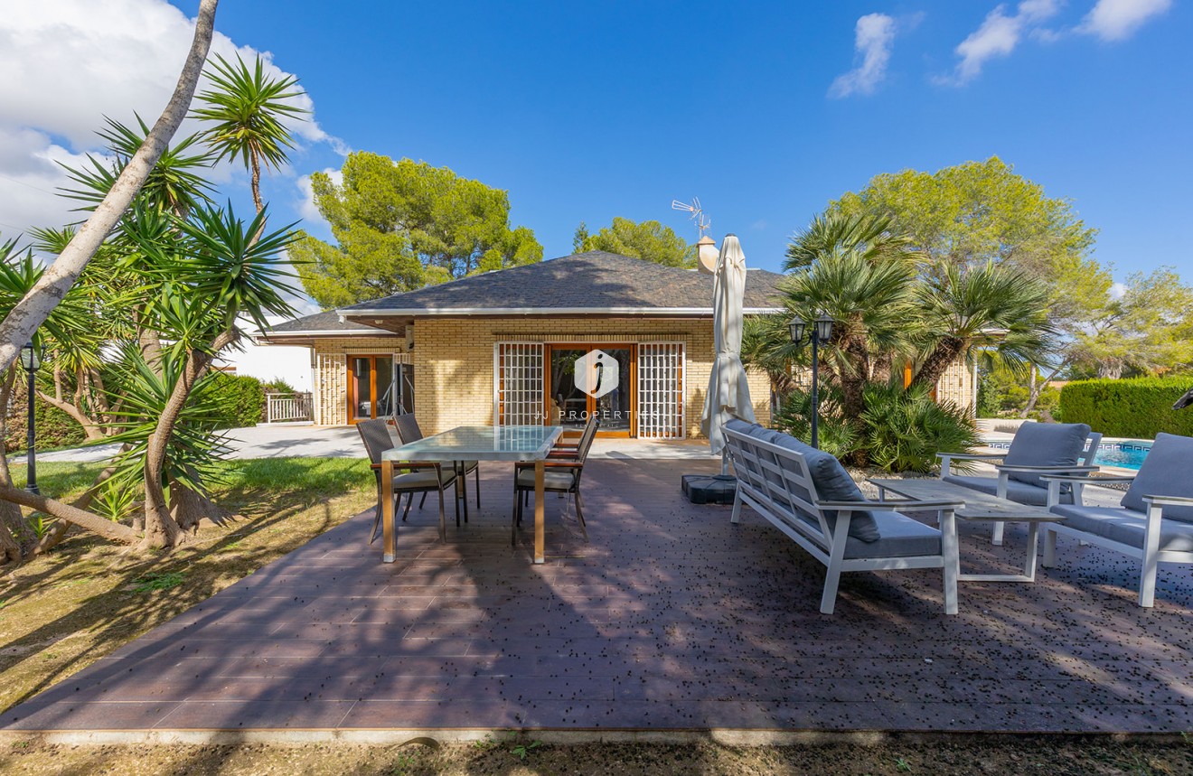 D'occasion - Villa -
Orihuela Costa - Costa Blanca