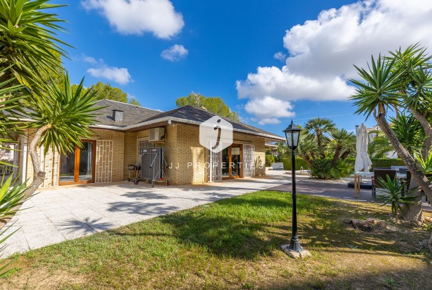 D'occasion - Villa -
Orihuela Costa - Costa Blanca