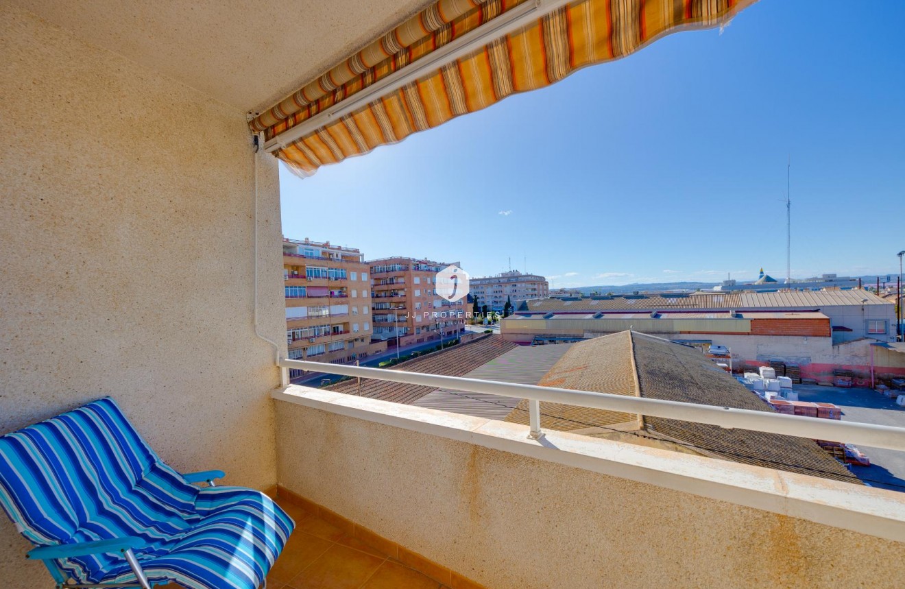 Resale - Apartment / flat -
Torrevieja - Costa Blanca