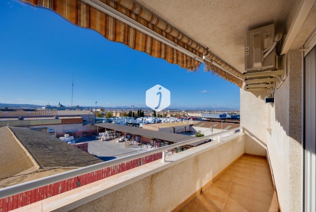 Resale - Apartment / flat -
Torrevieja - Costa Blanca