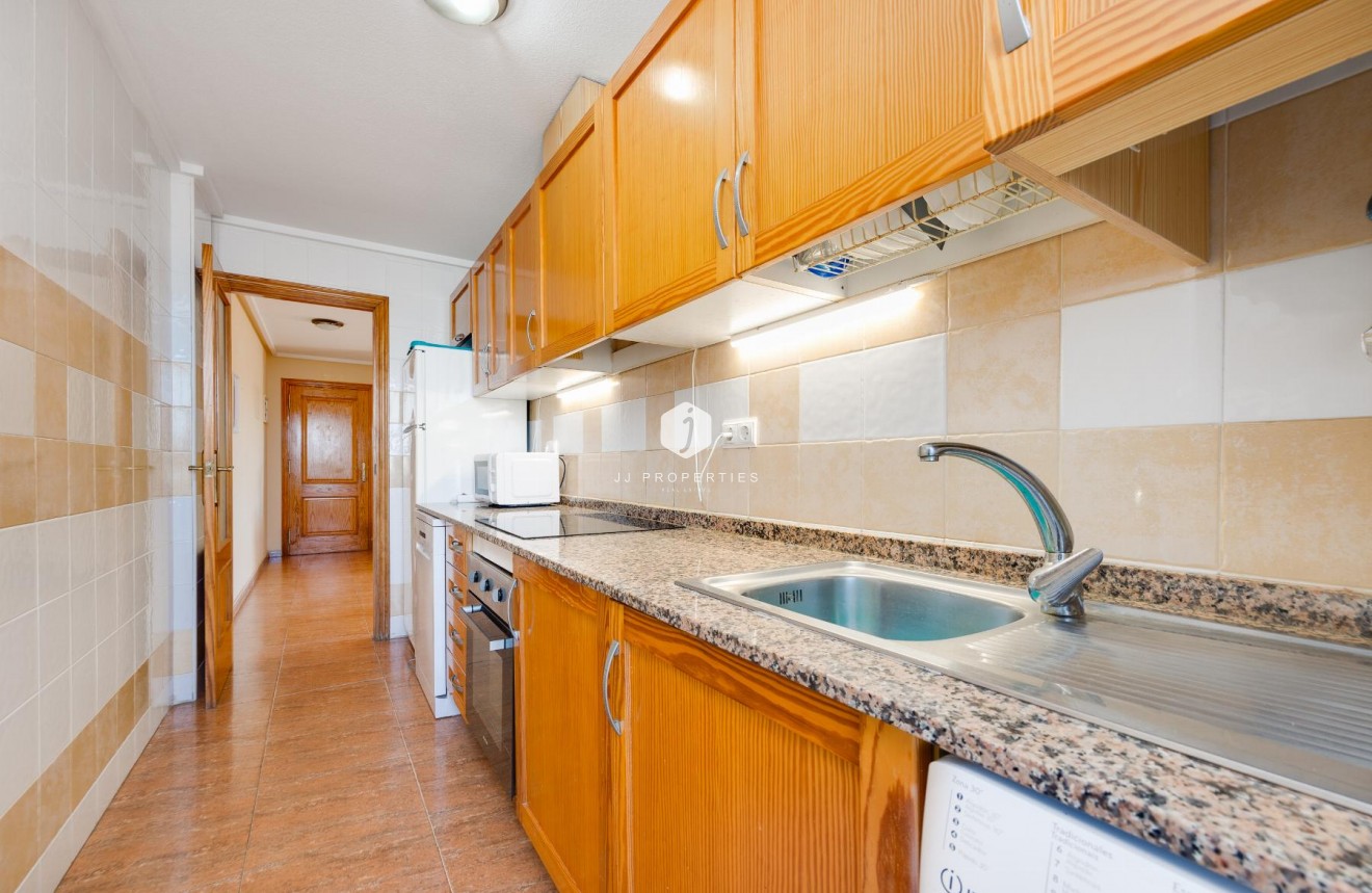 Resale - Apartment / flat -
Torrevieja - Costa Blanca