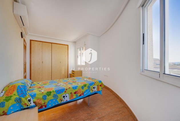 Resale - Apartment / flat -
Torrevieja - Costa Blanca