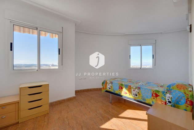 Resale - Apartment / flat -
Torrevieja - Costa Blanca