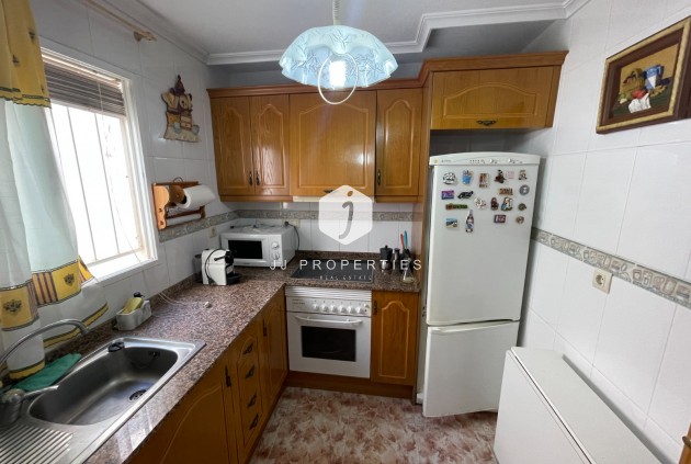 Resale - Apartment / flat -
La Mata - Costa Blanca