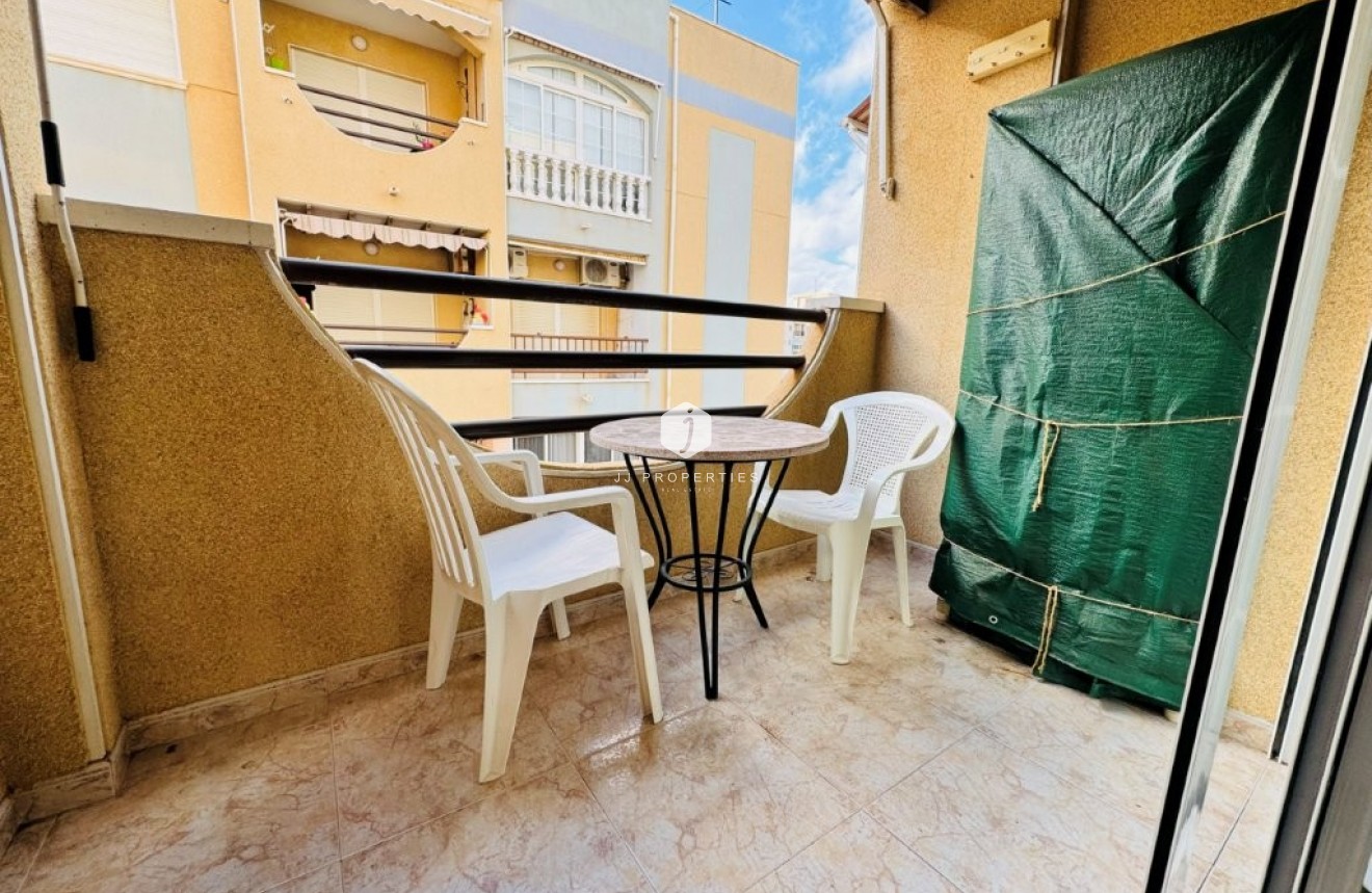 Resale - Apartment / flat -
La Mata - Costa Blanca