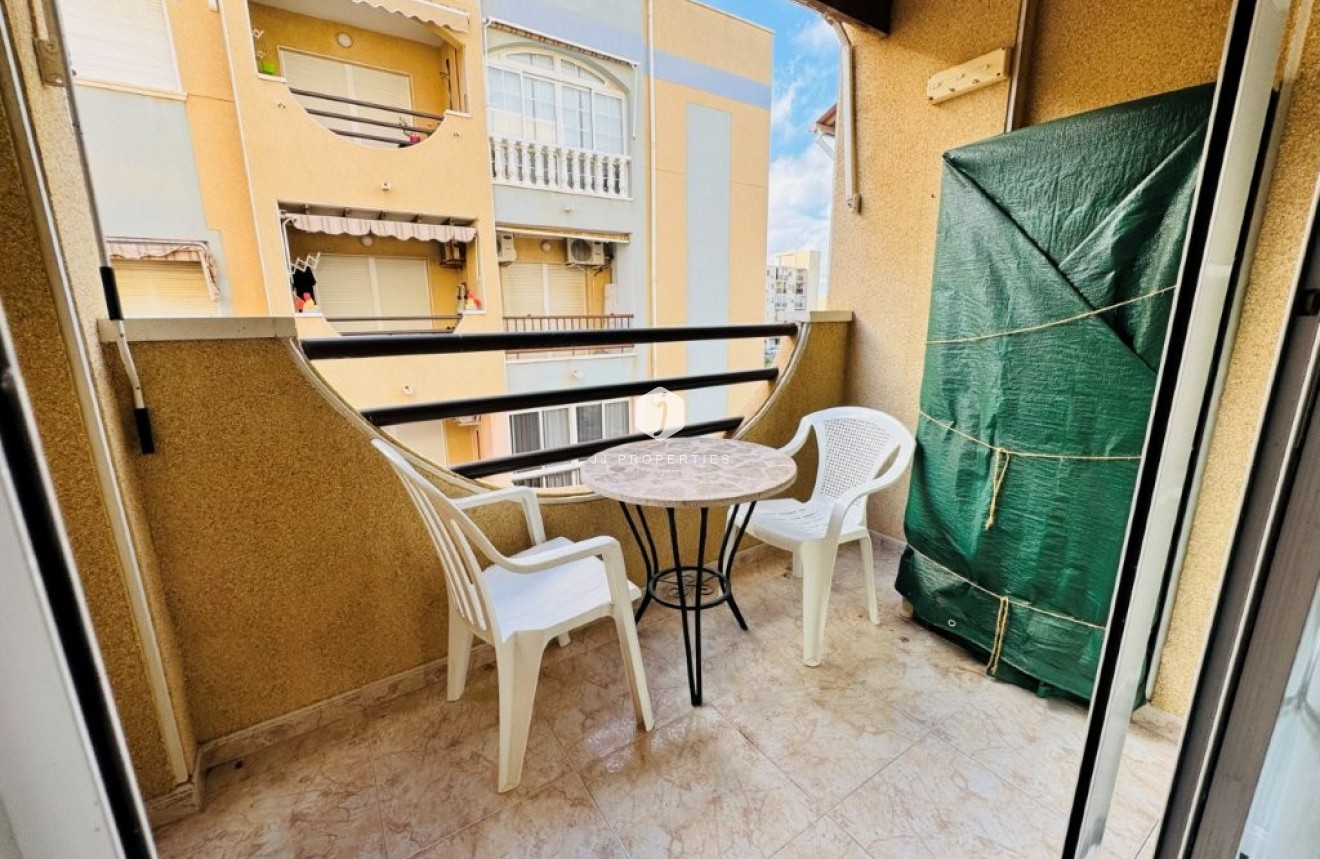 Resale - Apartment / flat -
La Mata - Costa Blanca