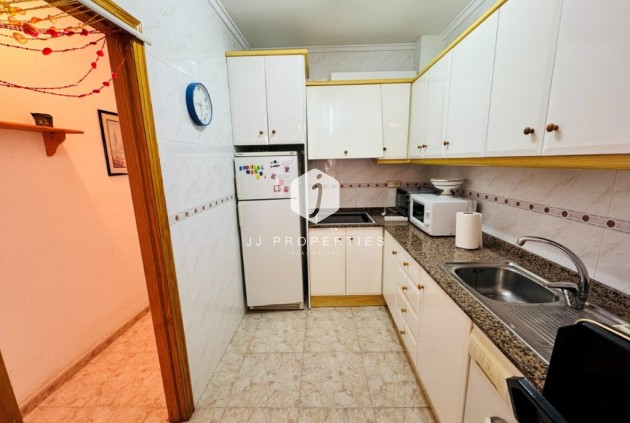 Resale - Apartment / flat -
La Mata - Costa Blanca