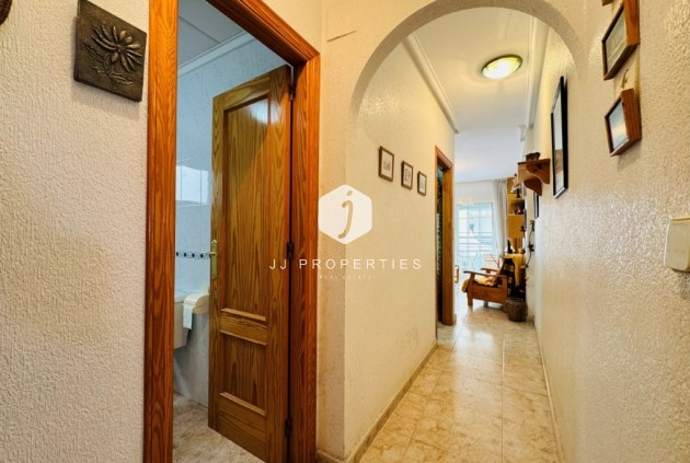 Resale - Apartment / flat -
La Mata - Costa Blanca