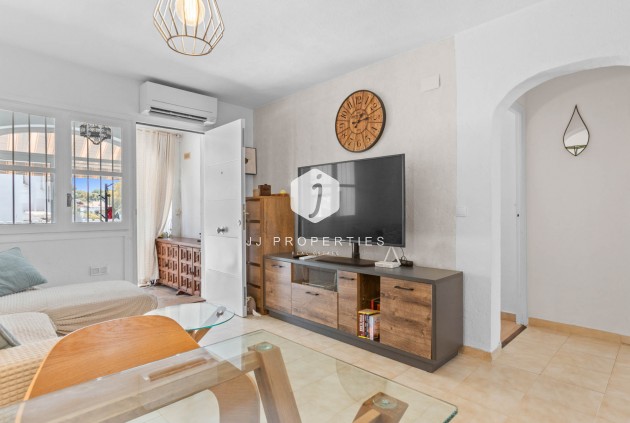 Resale - Bungalow -
Torrevieja - Costa Blanca