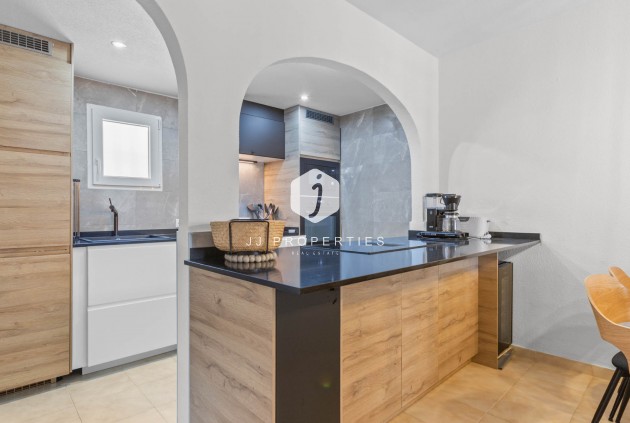 Resale - Bungalow -
Torrevieja - Costa Blanca