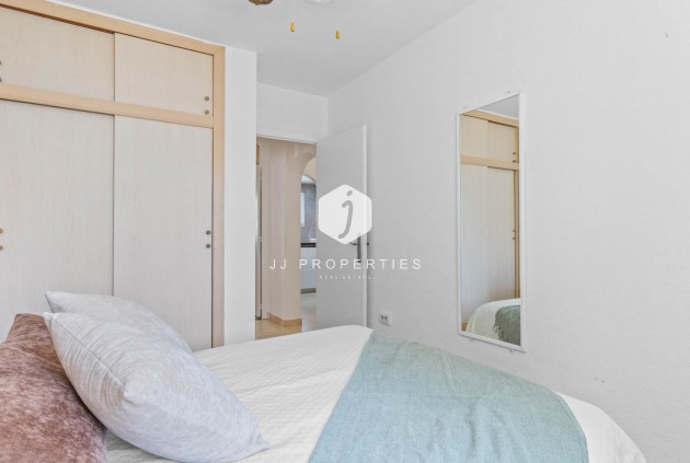 Resale - Bungalow -
Torrevieja - Costa Blanca