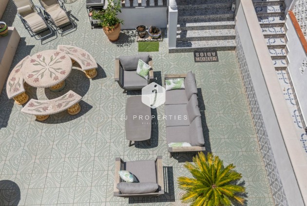 Resale - Bungalow -
Torrevieja - Costa Blanca