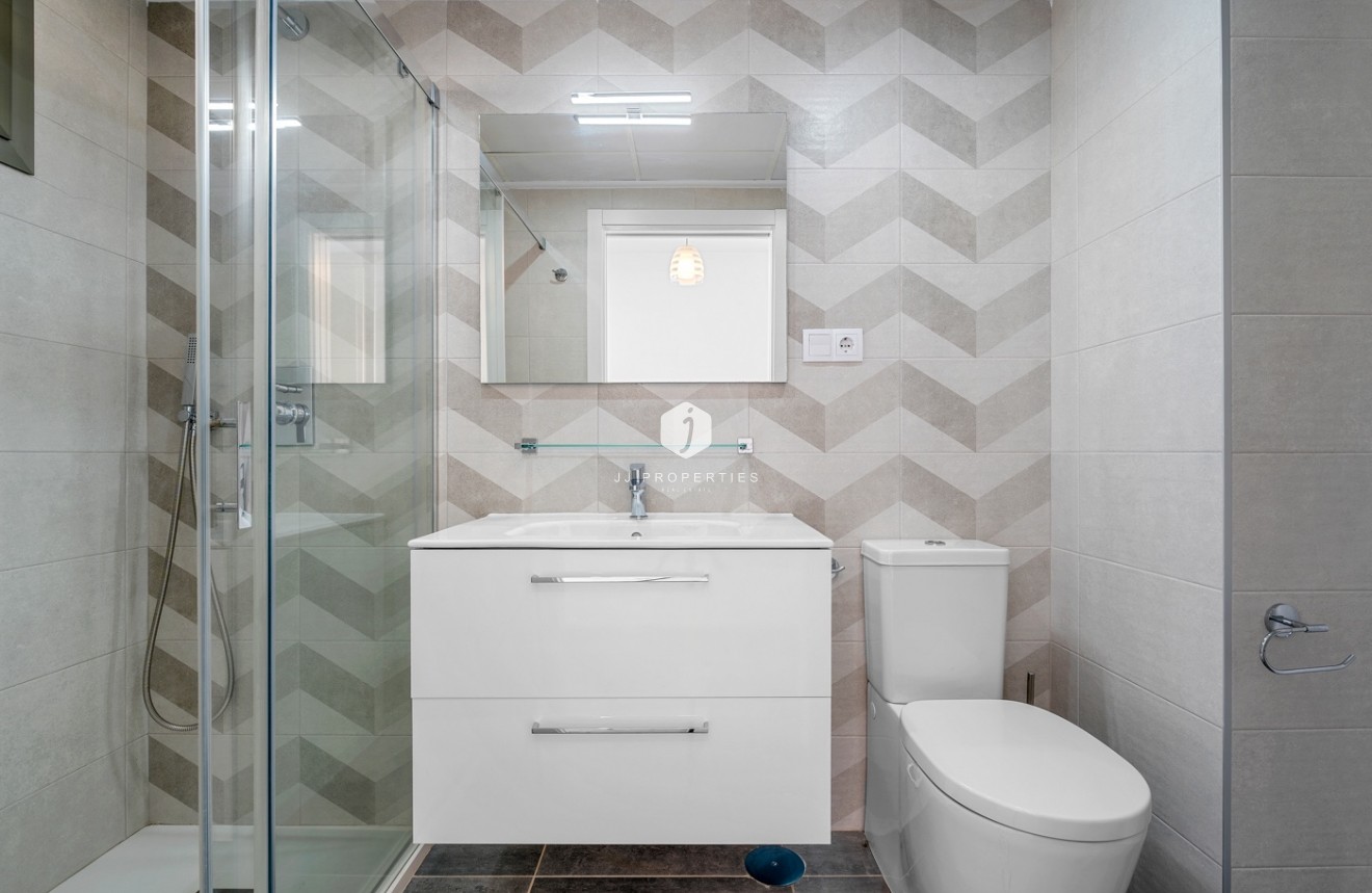 Resale - Apartment / flat -
Orihuela Costa - Costa Blanca