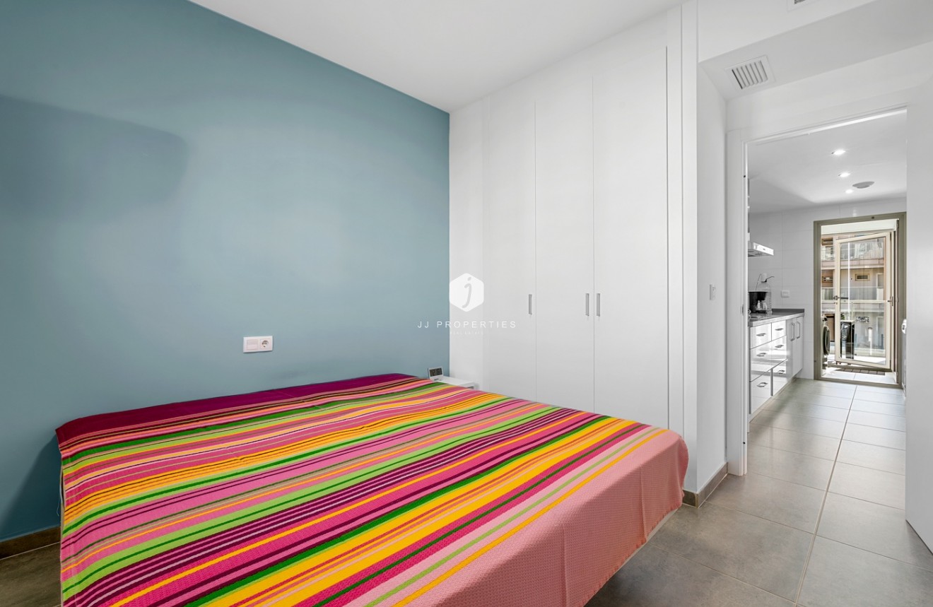 Resale - Apartment / flat -
Orihuela Costa - Costa Blanca