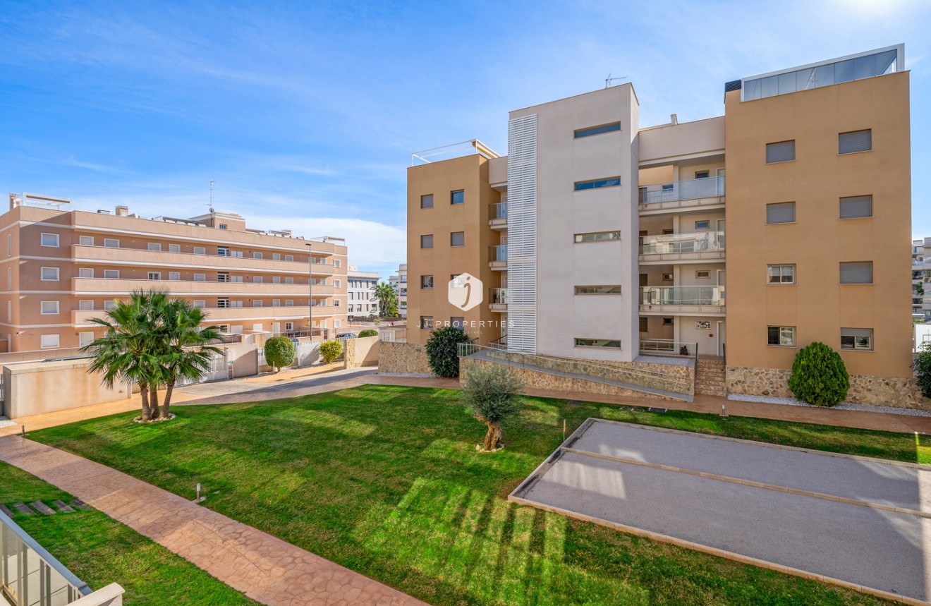Resale - Apartment / flat -
Orihuela Costa - Costa Blanca