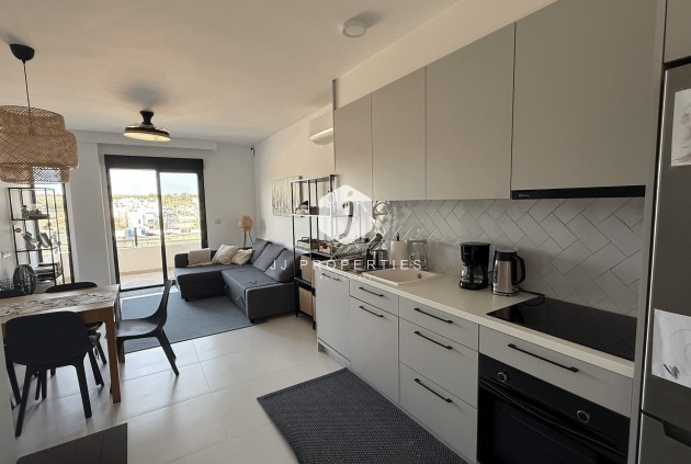 Resale - Apartment / flat -
San Miguel de Salinas - Inland