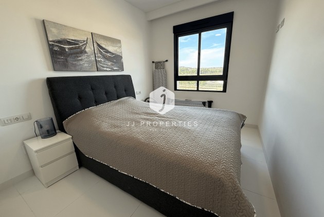 Resale - Apartment / flat -
San Miguel de Salinas - Inland