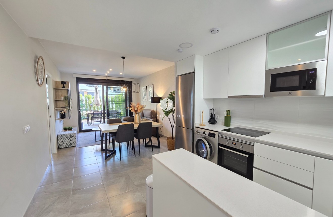 Resale - Apartment / flat -
Orihuela Costa - Costa Blanca