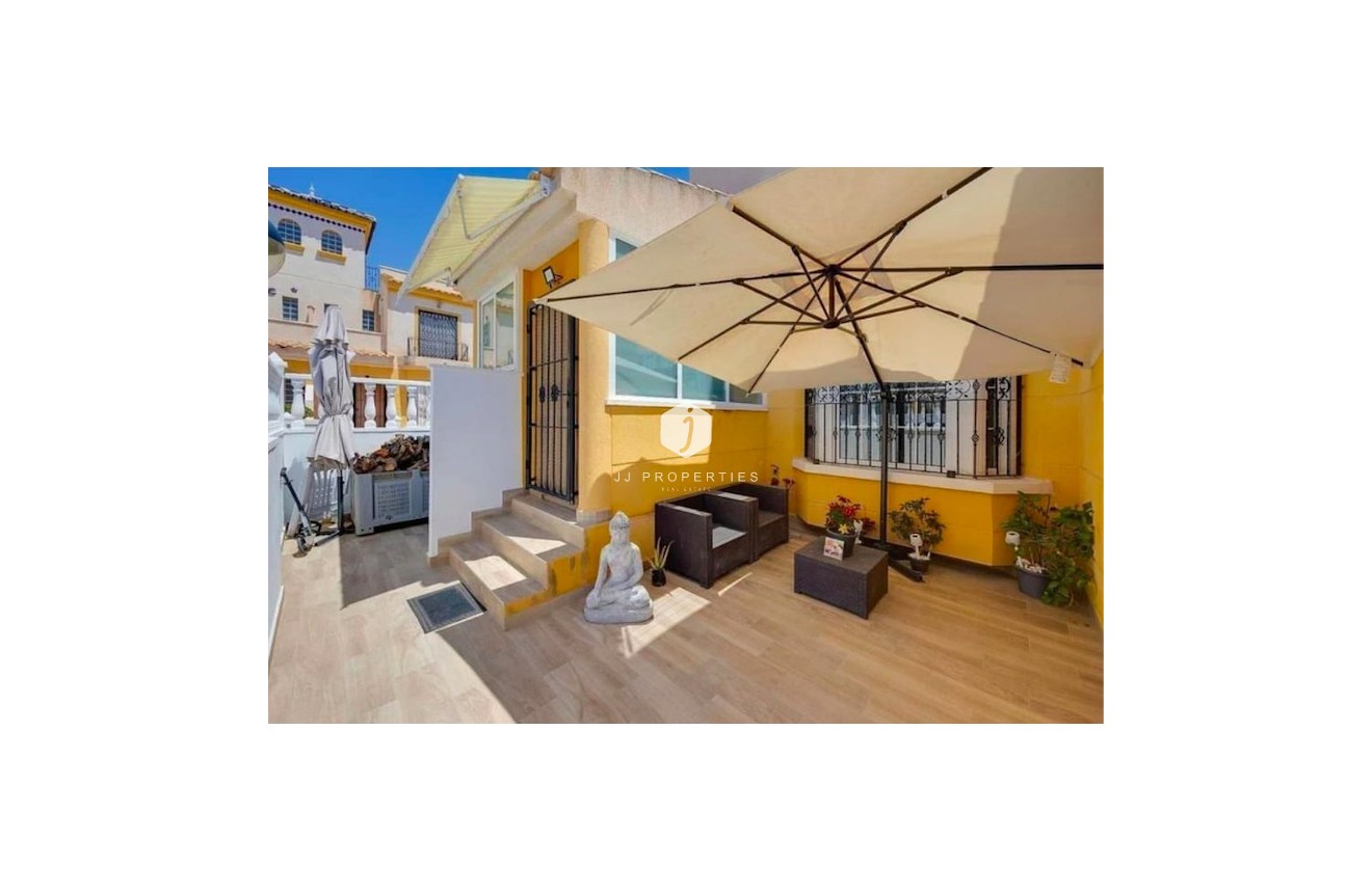 Resale - Chalet -
Guardamar del Segura - Costa Blanca