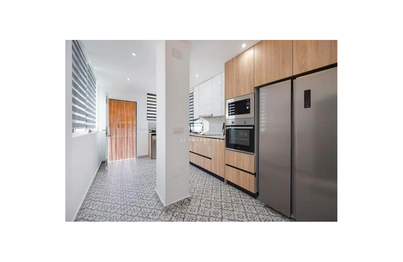 Resale - Chalet -
Guardamar del Segura - Costa Blanca