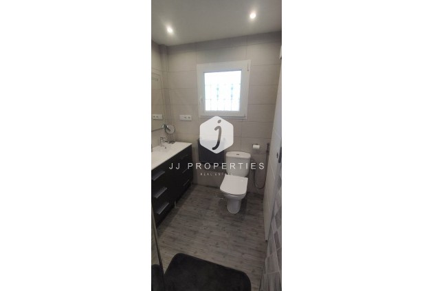 Resale - Chalet -
Guardamar del Segura - Costa Blanca