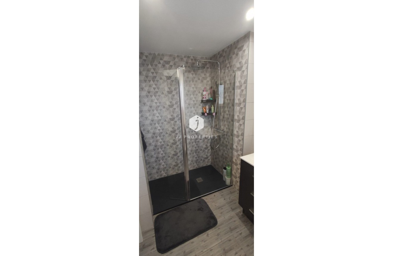 Resale - Chalet -
Guardamar del Segura - Costa Blanca