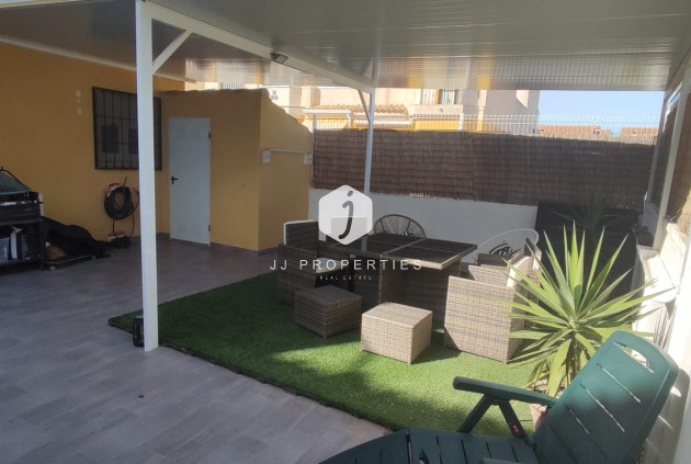 Resale - Chalet -
Guardamar del Segura - Costa Blanca
