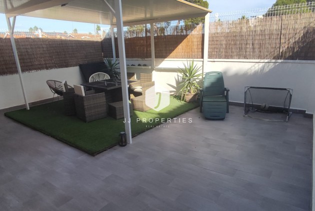 Resale - Chalet -
Guardamar del Segura - Costa Blanca