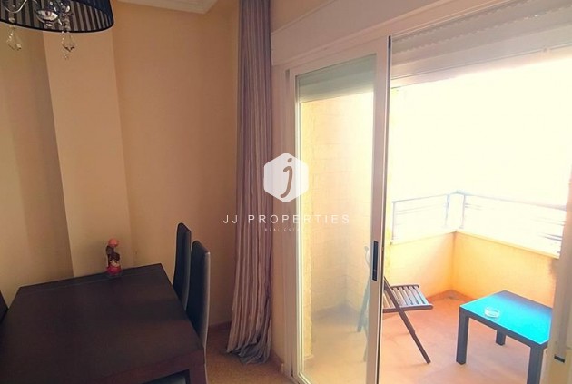 Resale - Apartment / flat -
Torrevieja - CENTRO CASCO URBANO