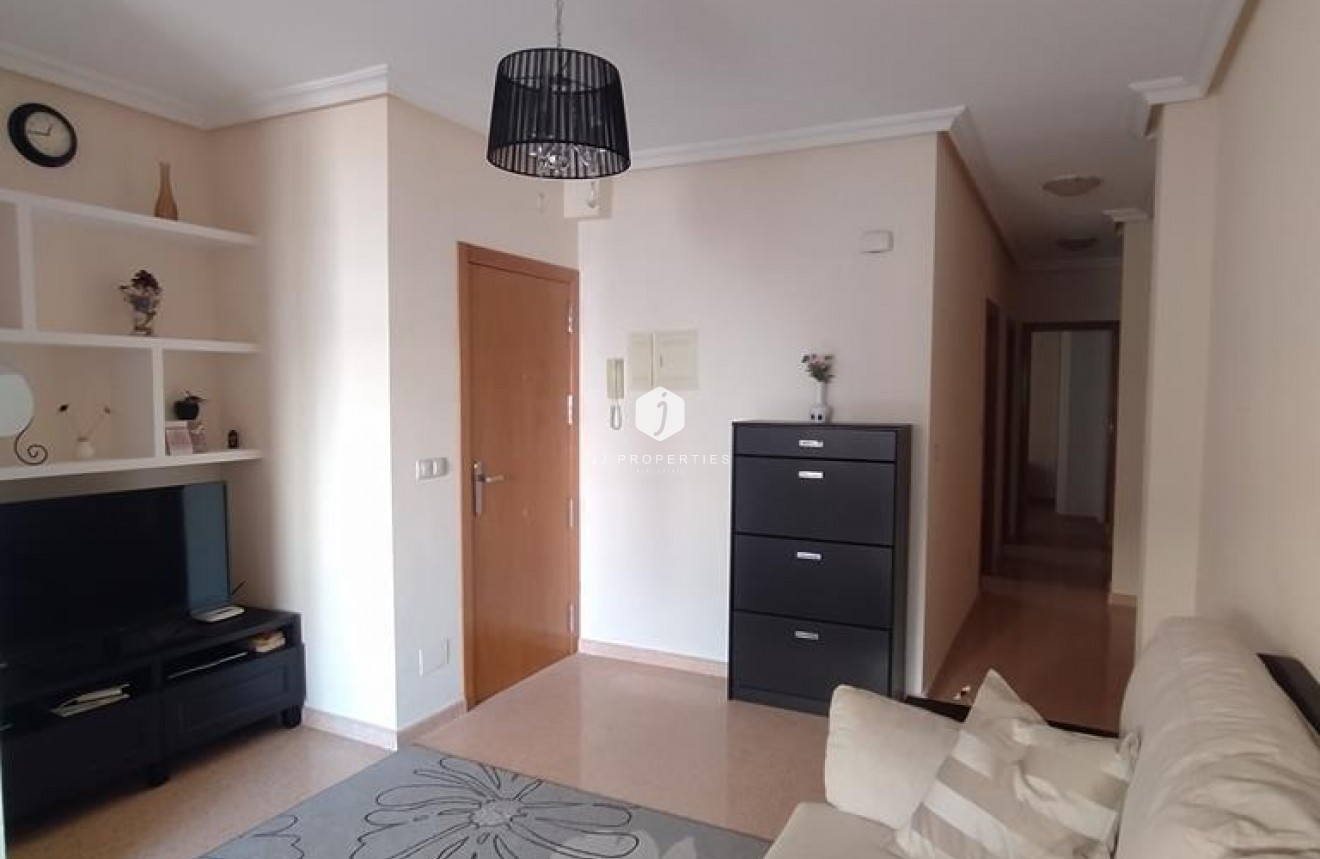 Resale - Apartment / flat -
Torrevieja - CENTRO CASCO URBANO