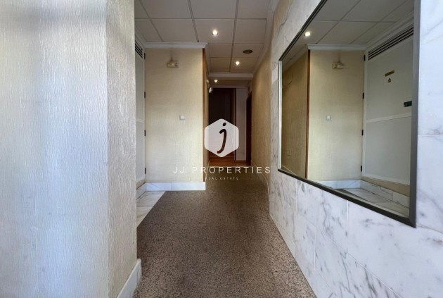 Resale - Apartment / flat -
Torrevieja - CENTRO CASCO URBANO