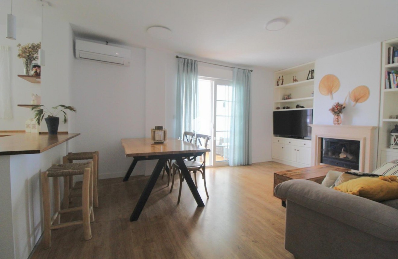 Resale - Apartment / flat -
Torrevieja - Costa Blanca