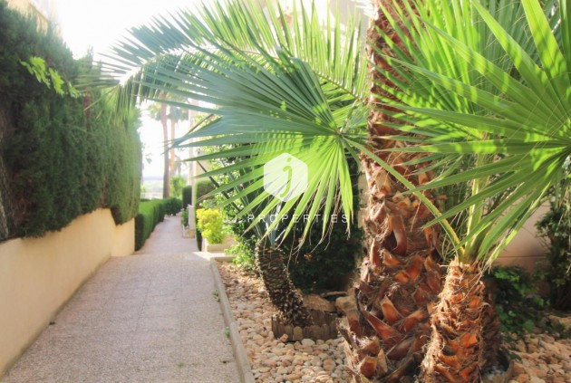 Resale - Apartment / flat -
Torrevieja - Costa Blanca