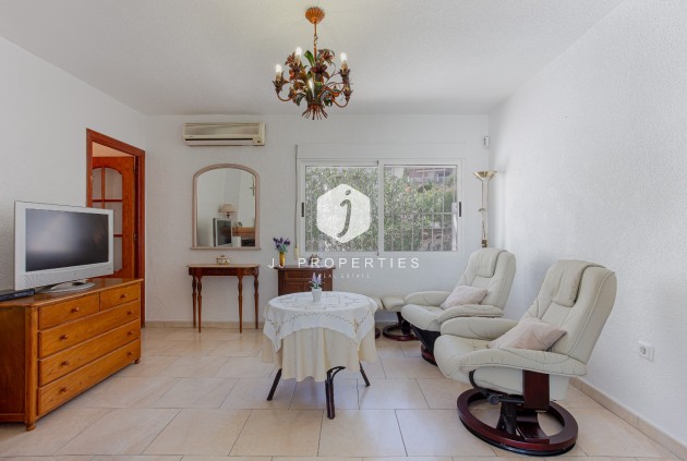 Resale - Villa -
Torrevieja - Costa Blanca