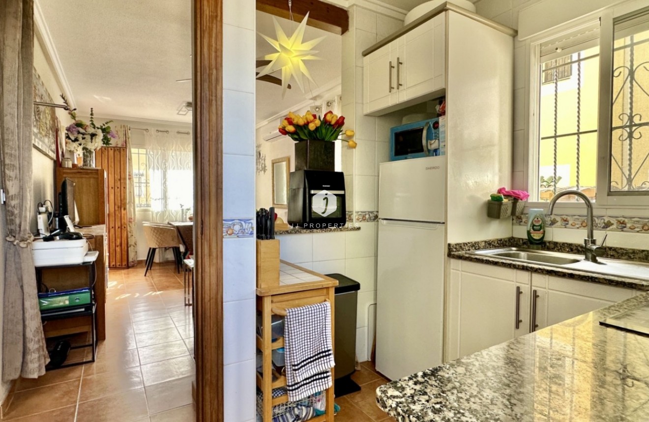 Resale - Chalet -
Orihuela Costa - Costa Blanca