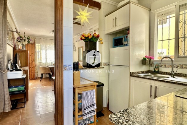 Resale - Chalet -
Orihuela Costa - Costa Blanca