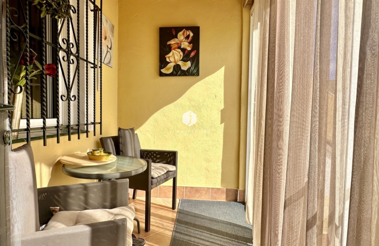 Resale - Chalet -
Orihuela Costa - Costa Blanca