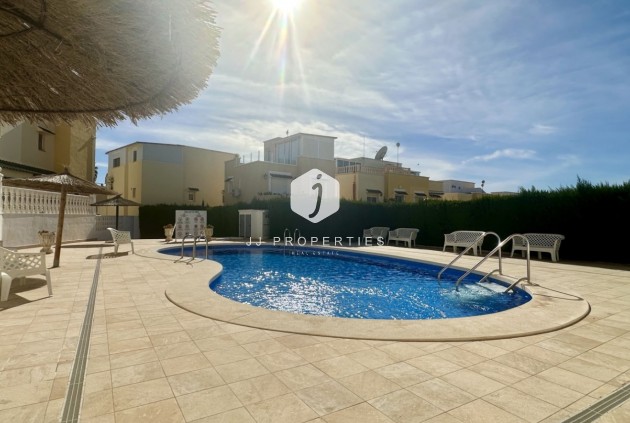 Resale - Chalet -
Orihuela Costa - Costa Blanca