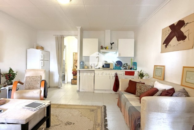 Resale - Bungalow -
Torrevieja - Costa Blanca