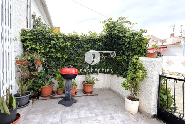 Resale - Bungalow -
Torrevieja - Costa Blanca