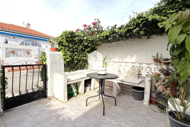 Resale - Bungalow -
Torrevieja - Costa Blanca