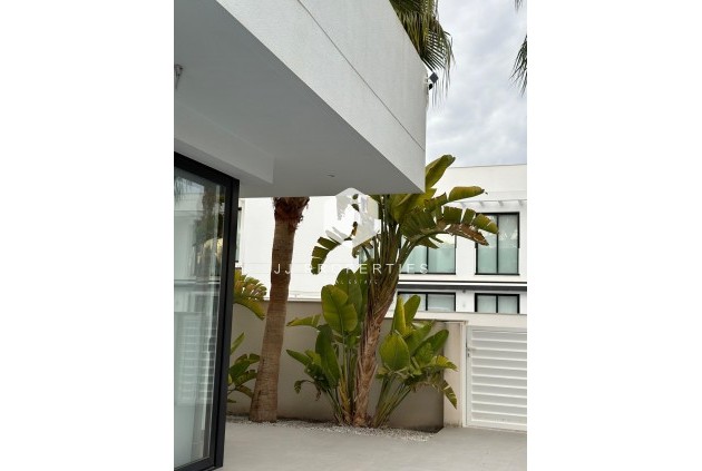 Z drugiej ręki - Villa -
Ciudad Quesada - Costa Blanca Sur