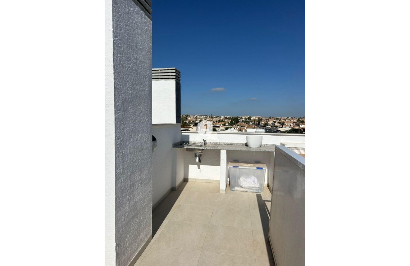 Resale - Penthouse -
Orihuela Costa - Playa Flamenca