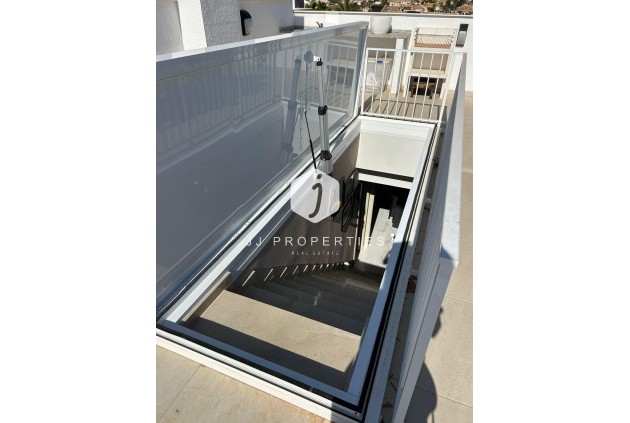 Resale - Penthouse -
Orihuela Costa - Playa Flamenca