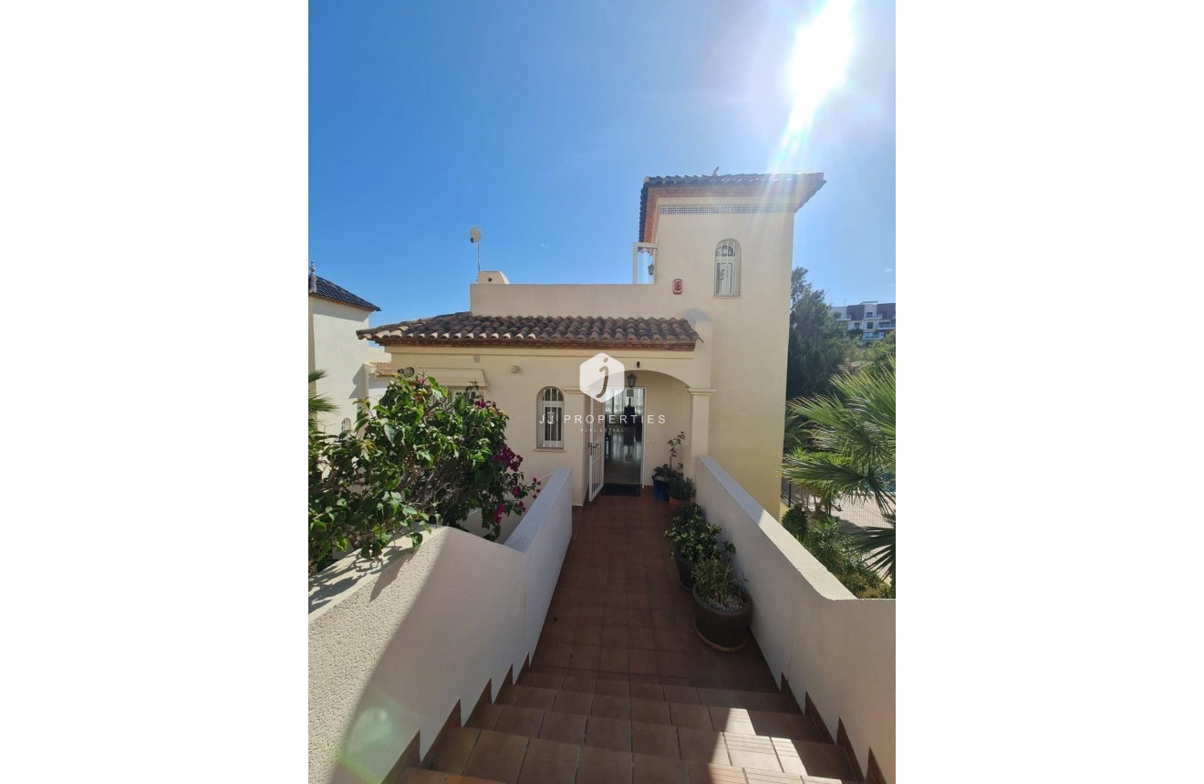 Resale - Villa -
Orihuela Costa - Lomas De Campoamor-las Ramblas