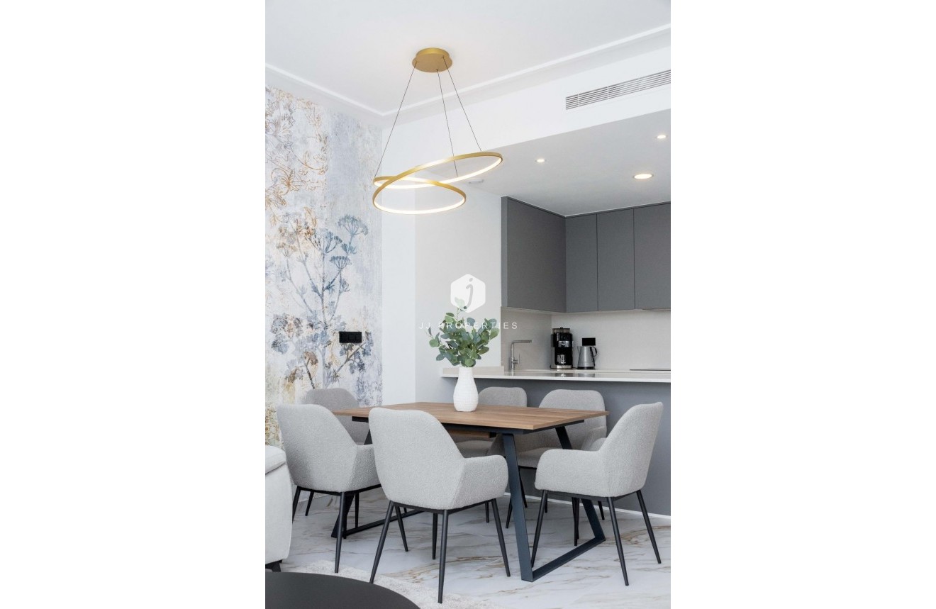 Resale - Penthouse -
Guardamar del Segura - Pueblo