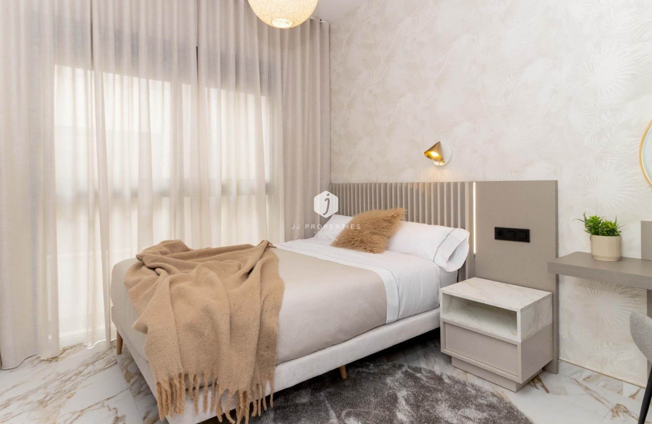 Resale - Penthouse -
Guardamar del Segura - Pueblo